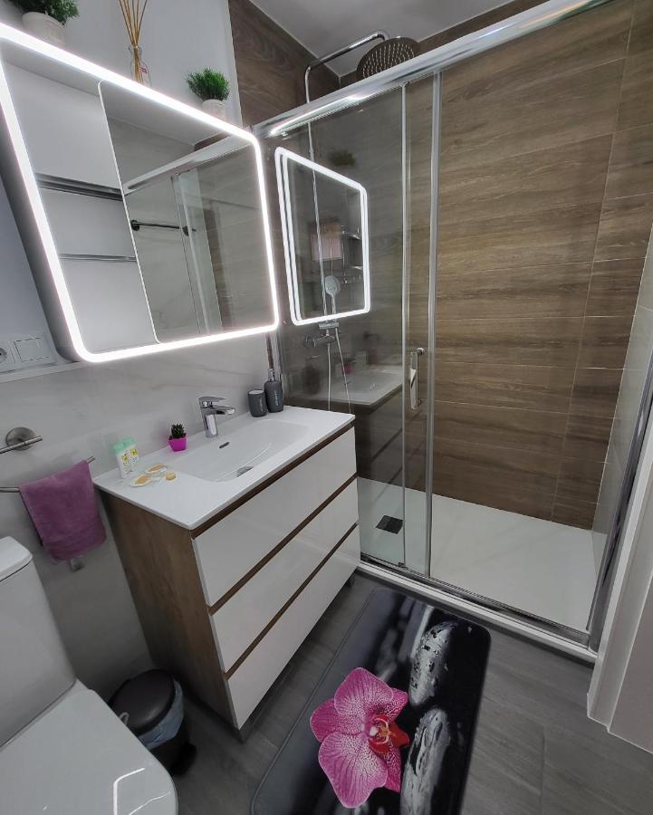 Emma Apartman ซานตาโปลา ภายนอก รูปภาพ